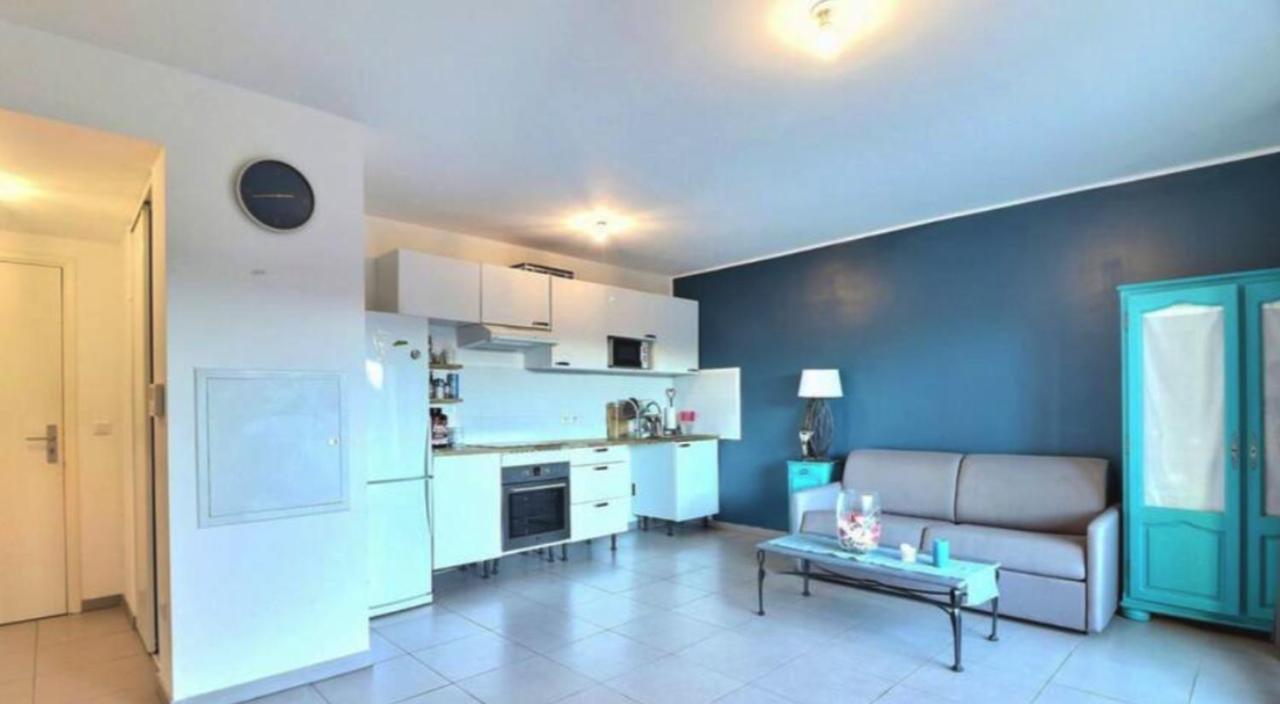 Appartement Spacieux Avec Grande Terrasse Марсель Екстер'єр фото